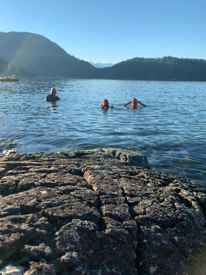 Bed and Breakfast Earls Cove Orca View Egmont Esterno foto